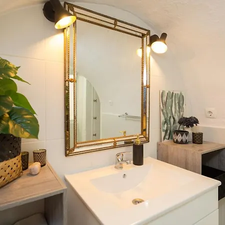 Avenida Cozy In Center *